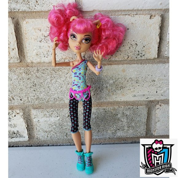 howleen wolf dance class